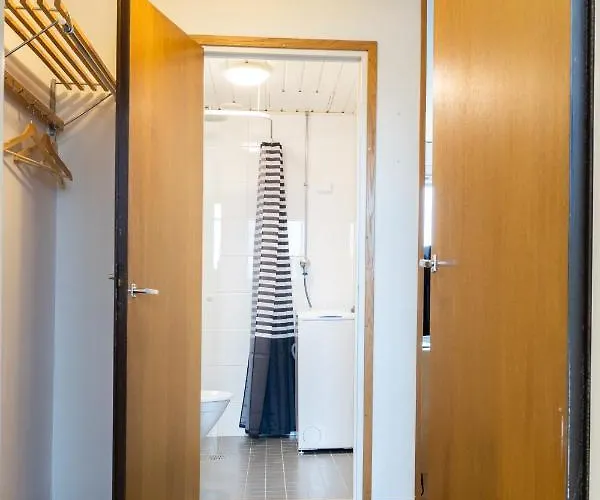 Daire Tuures Near To Art Museum Host By Tuure *